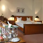 Gasthof Der Krug Stegaurach