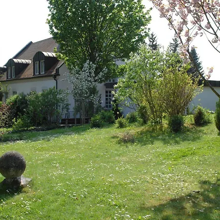 Gasthof Der Krug Гостевой дом