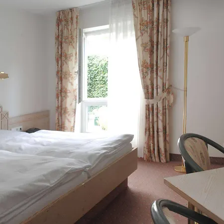 Gasthof Der Krug 3*